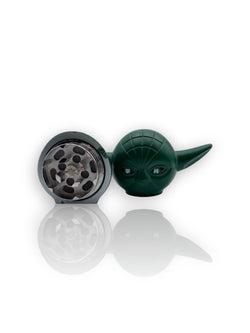Image of 🔥 Grinder Maestro Verde – Yoda Style 🔥
🟢 Sabiduría galáctica, triturado perfecto 🟢