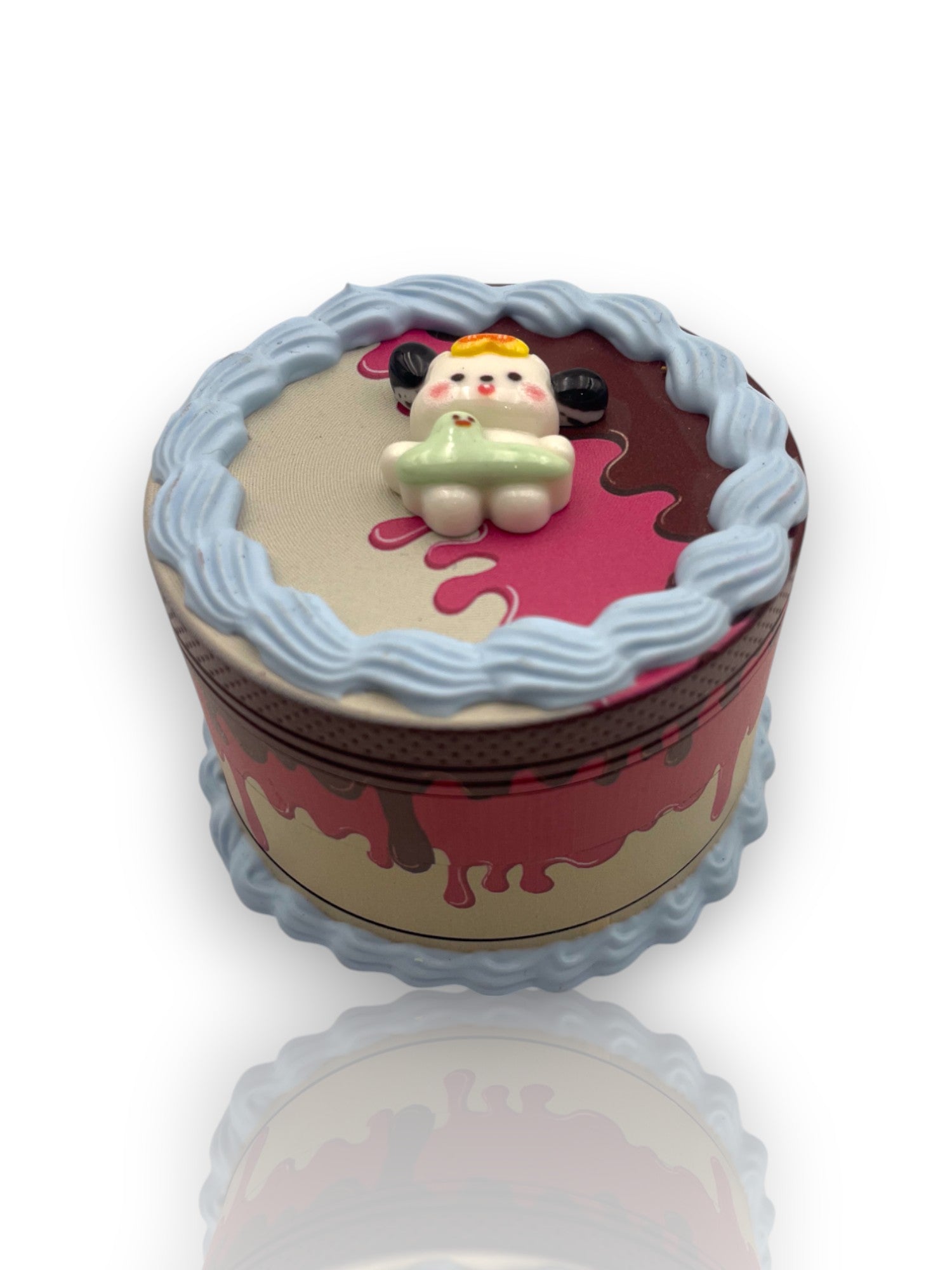 Image of 🔥 Grinder Pastelito – Osito 🔥
🧁 Diseño adorable, molienda eficiente 🧁